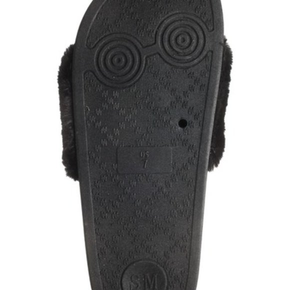 Steve Madden Softey Faux Fur Slide - Picture 5 of 6